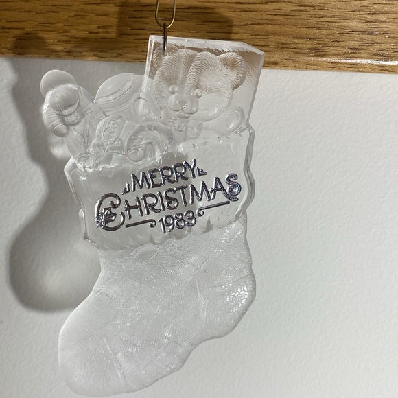 Bundle of 4 dated Holiday Tree Ornaments. - Picture 4 of 11